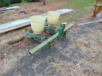 Main image John Deere 71